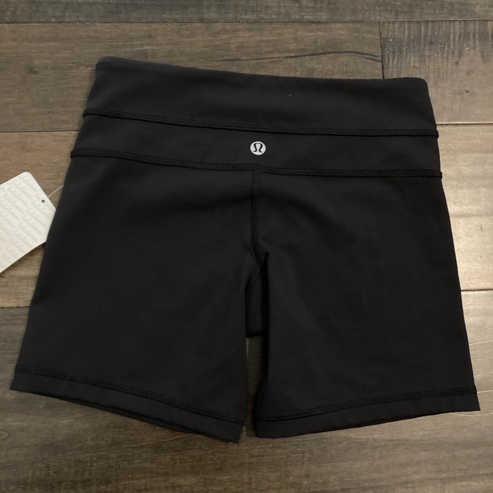 Lululemon Groove Shorts
